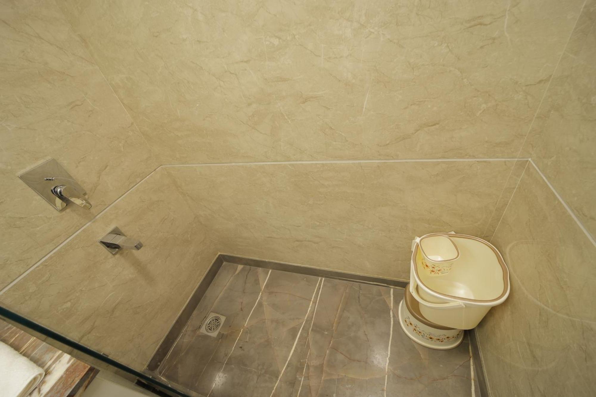 مبيت وإفطار نيودلهي Under My Roof Superio المظهر الخارجي الصورة